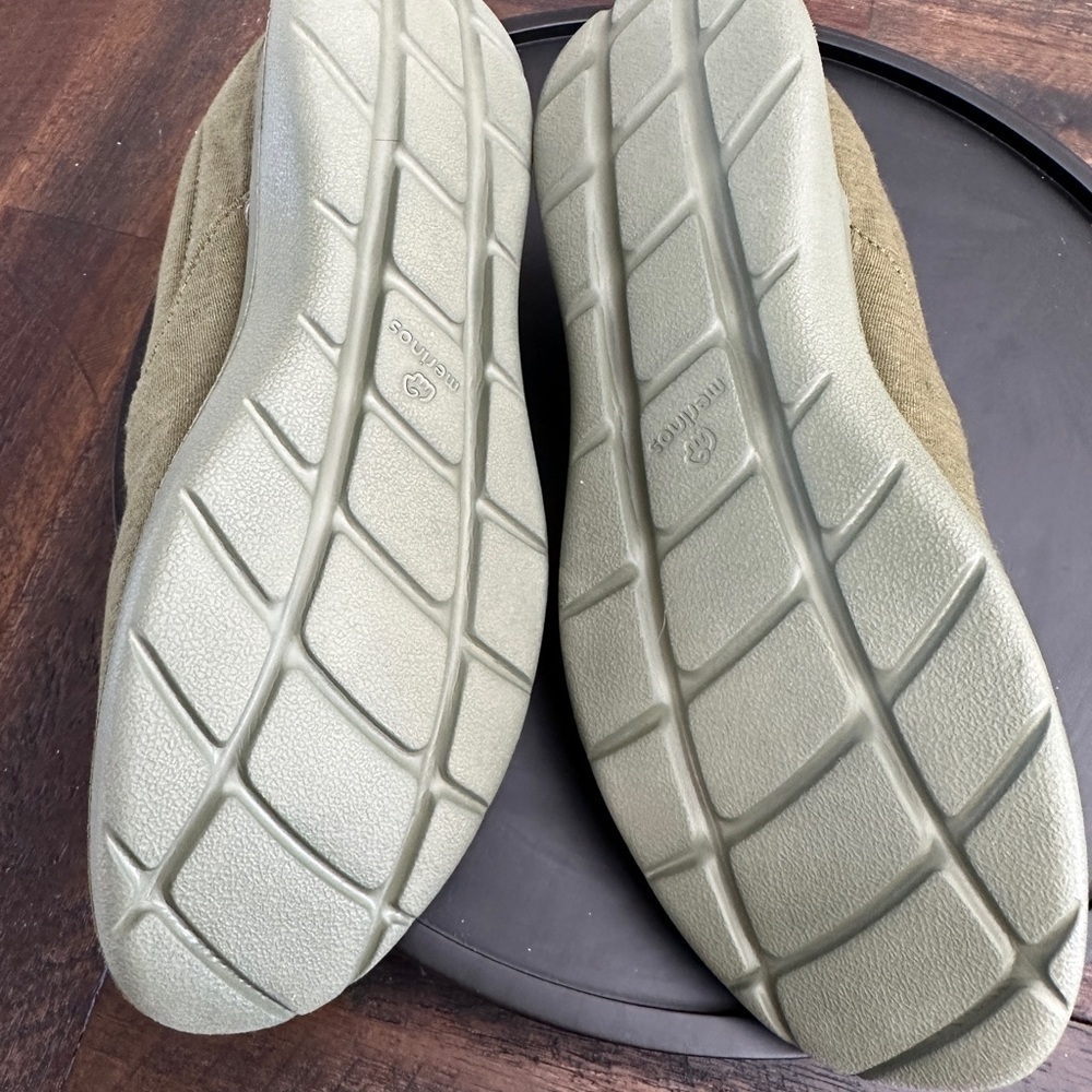 Merinos Women's Olive Slip-On Loafers sz 9 - Picture 4 of 6